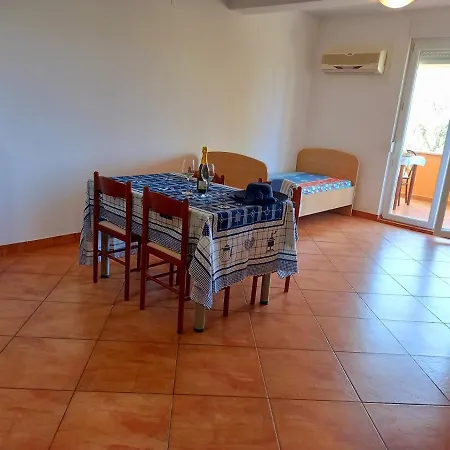 Monte Rosso Gostinjska kuća